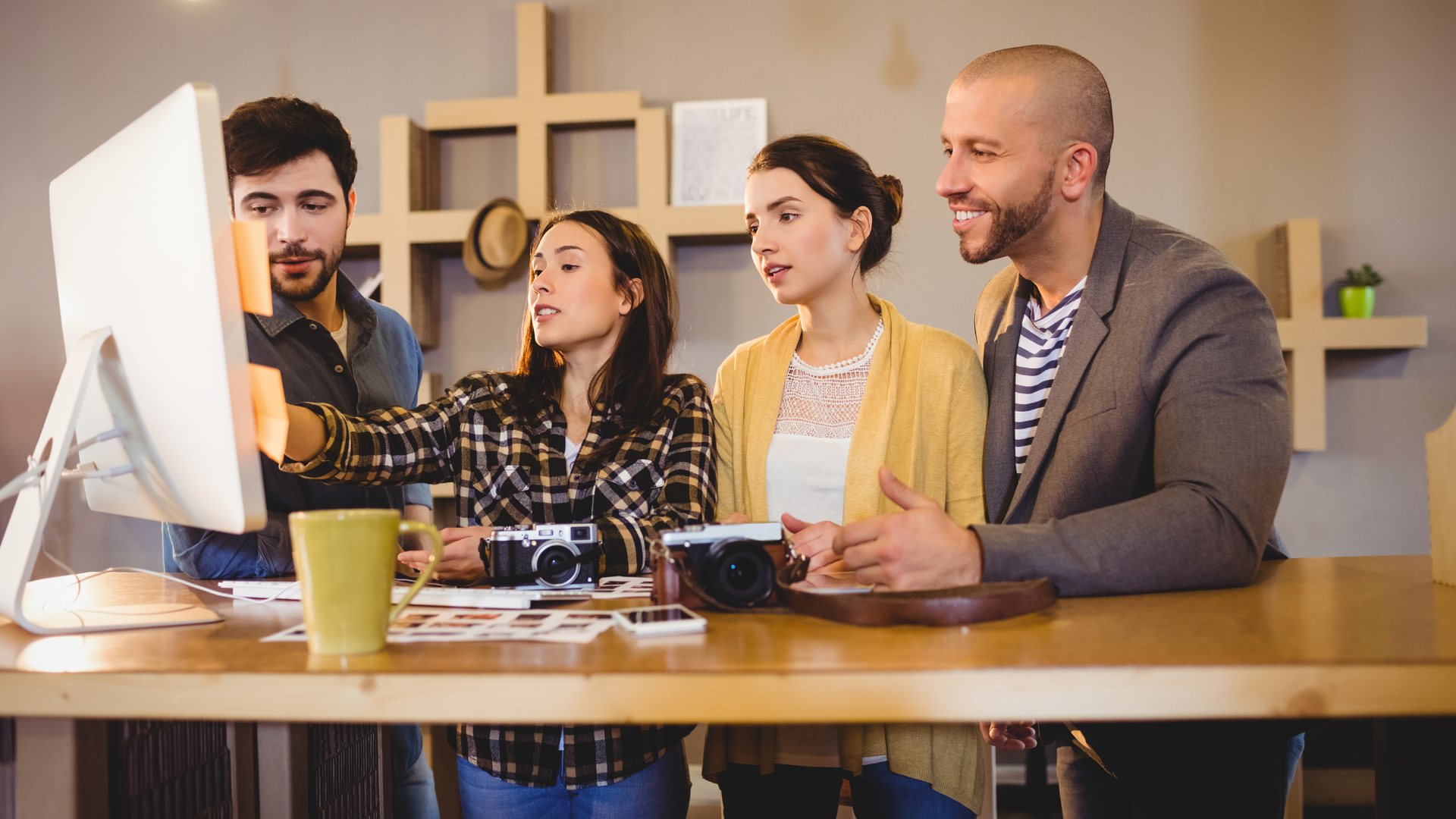 Freelancer vs. agencia web: pros y contras